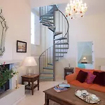 La Fuente De La Higuera Hotel