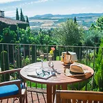 Hotel La Fuente De La Higuera 4*