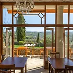 La Fuente De La Higuera 4*