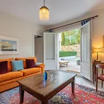 La Fuente De La Higuera