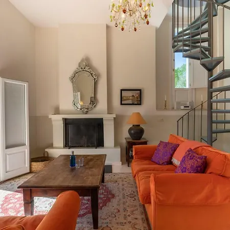 La Fuente De La Higuera 4*