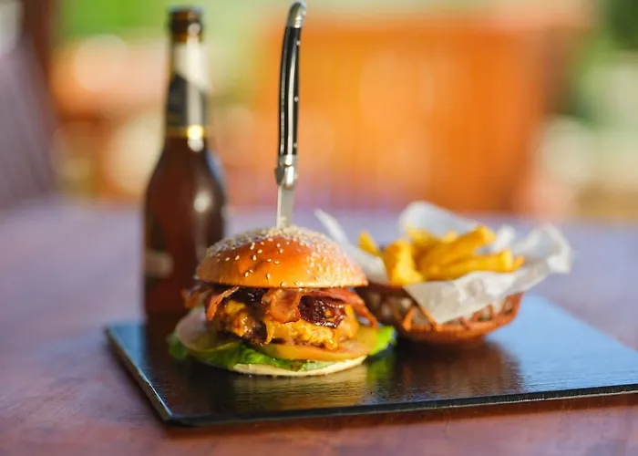 La Fuente De La Higuera 4*