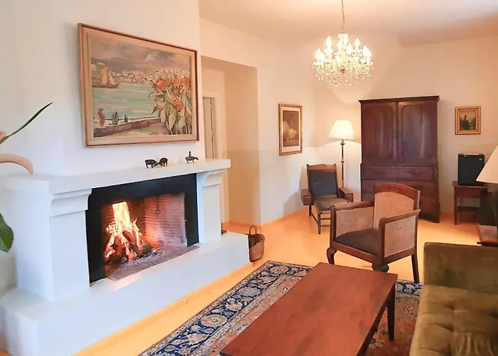 La Fuente De La Higuera 4*