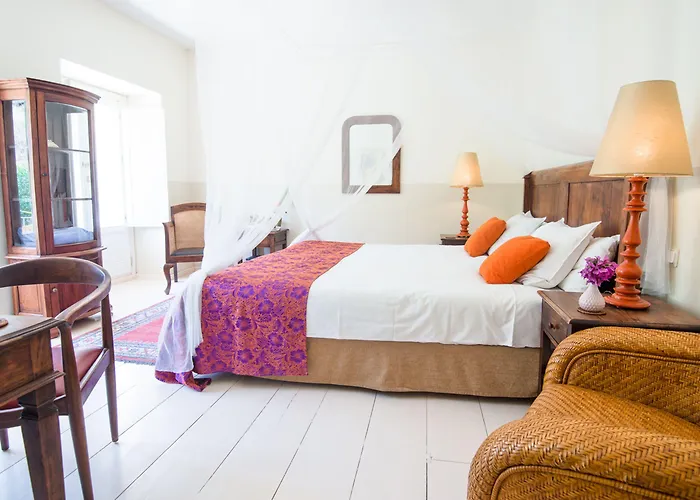 La Fuente De La Higuera Szálloda