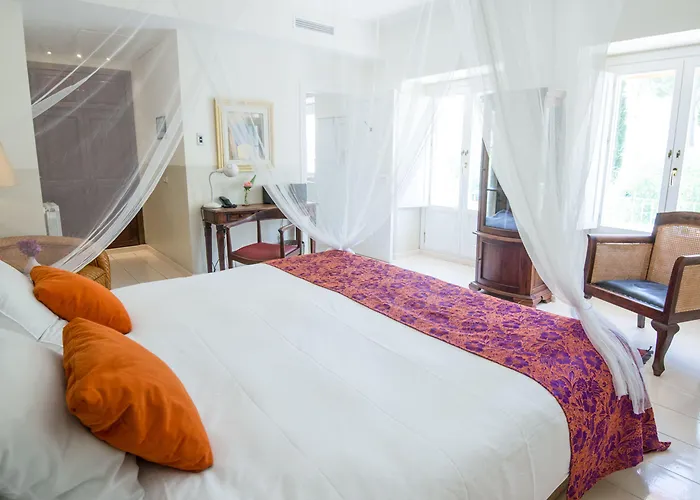 La Fuente De La Higuera 4*