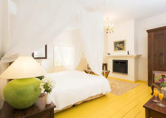 La Fuente De La Higuera 4*