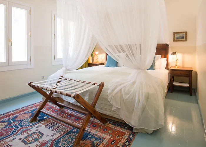 Hotel La Fuente De La Higuera 4*