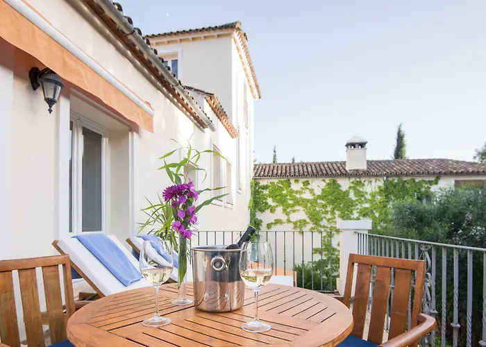 Hotel La Fuente De La Higuera