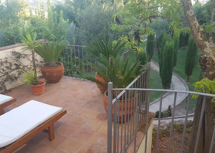 La Fuente De La Higuera Szálloda