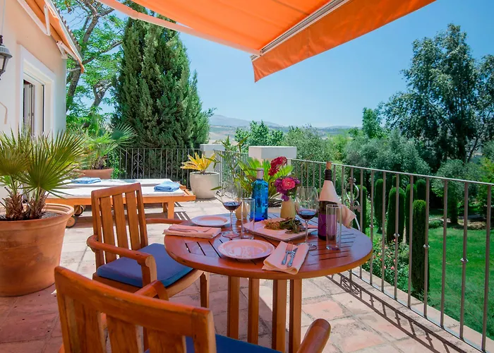 La Fuente De La Higuera Hotel 4*