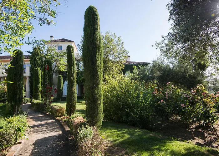 Hotel La Fuente De La Higuera
